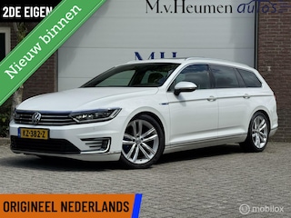 Volkswagen Passat Variant 1.4 TSI GTE 295PK Highline Digi Dash Pano Trekhaak