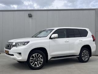 Toyota Land Cruiser | BPM VRIJ | 2.8 D-4D-F Professional Window Van Automaat 204pk | |10Km.! | Off-Road-Pakket | 5-Deurs | Leder | Stoel-ventilatie/verwarming | BSM |