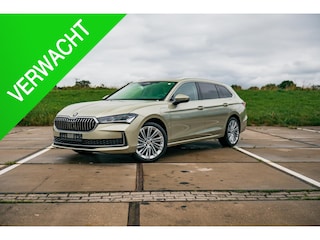 Skoda Superb Combi 1.5 TSI PHEV Laurin & Klement | PANO | TREKHAAK | LEDER