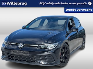 Volkswagen Golf 2.0 TSI 300pk DSG GTI Clubsport / Panorama dak / Black Style / IQ Led / Head-Up Display / Stuur & Stoelverwarming / Achteruitrij camera / 19'' LMV