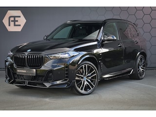 BMW X5 xDrive50e | M SPORT PAKKET PRO | COMFORT PLUS PAKKET | EXCLUSIVE PAKKET | STOELEN PAKKET COMFORT | MASSAGE | STOELVERWARMING & VERKOELING | 4-WIELBESTURING | CARPLAY | SOFTCLOSE | STUURVERWARMING | 360 CAMERA | MEMORY SEATS | BTW | SFEERVERLICHTING |