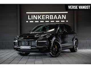 Porsche Cayenne 3.0 E-Hybrid | Platinum Edition | Full Option | SportDesign | Panodak | 22 inch | Trekhaak | NL Auto |