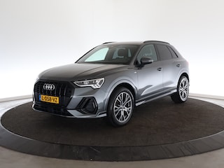 Audi Q3 35 TFSI S edition | Navi | Camera | Stoelverwarming |