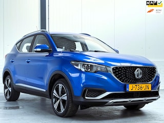 MG ZS EV Luxury 45 kWh Pano