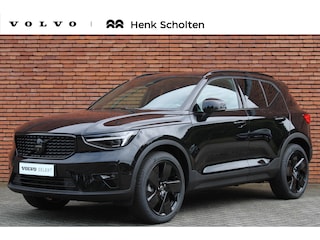 Volvo XC40 B4 Mild Hybrid Black Edition | Panoramadak | Adaptive Cruise Control | BlindSpot | Park Assist voor en achter | 360º Camera | Premium Audio by Harman Kardon | Semi Elektrische Trekhaak