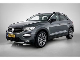 Volkswagen T-Roc 1.0 TSI Sport (VIRTUAL COCKPIT, ELEKT. ACHTERKLEP, NAVIGATIE , PARKEERSENSOREN, 1e EIGENAAR, GOED ONDERHOUDEN)