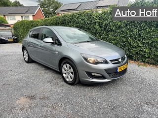 Opel Astra 1.4 Blitz | Navi | Airco | Cruise Control | LMV | PDC | Trekhaak | Privacy Glass | Nieuwe APK