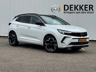 Opel Grandland 1.2 Turbo Ultimate Automaat met Navi/Camera, Full LED, Alcantara, Winterpack