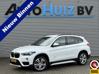 BMW X1 sDrive18i Executive Sport Line 18 Inch Navigatie PDC Stuurverwarming