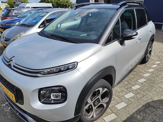 Citroën C3 Aircross 1.2 PureTech S&S Shine | Achterbank in delen neerklapbaar | Achteruitrijcamera | Afwijkende dakkleur