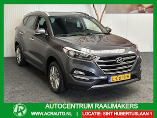 Hyundai Tucson 1.6 GDi COMFORT SCHUIFKANTELDAK TREKHAAK NAVIGATIE CRUISE CONTROL STOELVERWARMING BLUETOOTH TELEFOON ACHTERUITRIJCAMERA ZEER MOOI !! Brgl