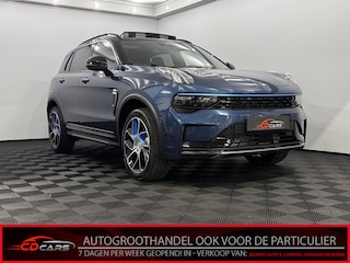 Lynk & Co 01 1.5 Pano, 360 Camera, Navi, Keyless start, Stoelverwarming, Elektrische achterklep, 3 jaar garantie