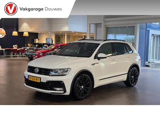 Volkswagen Tiguan 2.0 TSI 4Motion Highline | Automaat | R-Line | Pano | ACC | VC | 360° camera | Keyless | Trekhaak | Half Leder