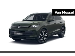 Volkswagen Tiguan 1.5 eHybrid Life Edition 204 PK | Trekhaak 1800 KG trekgewicht | Panoramadak | Stoelverwarming | LED Koplampen | Apple Carplay | Navigatie | Keyless access | Camera | Elektrische achterklep | Stuurverwarming | Android Auto | Climate control | 19" Lichtmetalen velgen |
