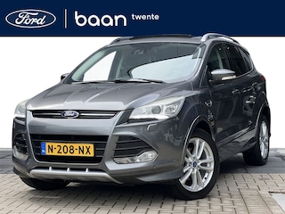 Ford Kuga 1.6 Titanium | Pano dak | Trekhaak | Camera | Elekt. achterklep | Stoelverw. | Navigatie