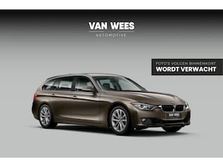 BMW 3-serie Touring 328i F31 Upgrade Edition | 245 pk | Automaat | NL auto | 18 inch | Leer | Navi | Trekhaak | PDC | Sportstuur | Cruise control | Rij-modus | Climate control | ➡️