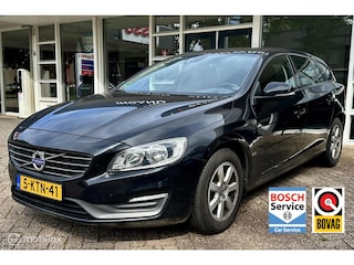 Volvo V60 1.6 D2 Momentum Automaat Navi, Climat, Bluetooth, Pdc, LM..