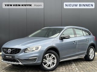 Volvo V60 2.0 T5 Nordic+ Standkachel, stoel en voorruitverwarming. park assist camera, Volvo on call, xenon verlichting