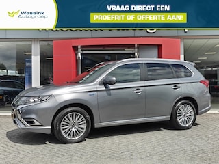 Mitsubishi Outlander 2.4 DOHC MIVEC PHEV 240pk 4WD Instyle | Automaat | Adaptive Cruise Control | Parkeersensoren | Camera | Stoelverwarming | Panoramadak | Trekhaak |