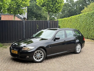 BMW 3-serie Touring 320d Efficient Dynamics Edition NAVIpro TREKHAAK