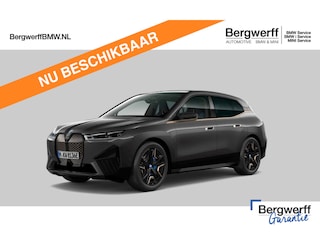 BMW iX xDrive40 - Sportpakket - Pano - Trekhaak - Soft Close - Driving Ass Prof - Lasers