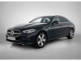 Mercedes-Benz C-klasse 300 e Business Solution | Trekhaak | Spiegelpakket | Parkeerpakket met achteruitrijcamera | KEYLESS GO startfunctie | GUARD 360 ° Vehicle protection Plus | Stoelverwarming voor | Zitcomfortpakket | USB-pakket |