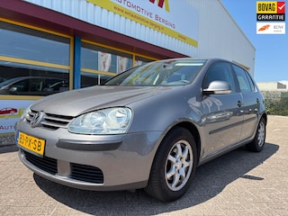 Volkswagen Golf 1.6 FSI Trendline AIRCO