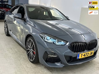 BMW 218i Introduction Edition M-sport-Pro-Pack+Pano-dak+Volleder+travel-Pakket+19"lmv+Led+stoel-verw = UNIEK !!