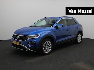 Volkswagen T-Roc 1.0 TSI Life Edition | 115PK | Digital Cockpit | Keyless | Navi by Shop | Parkeercamera | Park Assist