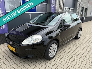 Fiat Punto Grande 1.2 Dynamic, Airco, Nieuwe apk en Distributie!