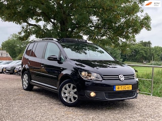 Volkswagen Touran 1.6 TDI 7p. | Panodak + Navi + Clima + Cruise nu €7.975,-!!