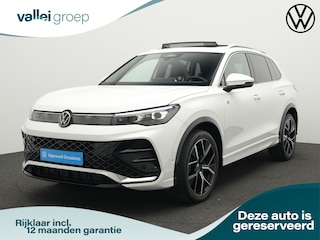 Volkswagen Tiguan 1.5 TSI 150 pk DSG R-Line Business | Panoramadak | Trekhaak | Harman/Kardon | Geheugenstoel | Rondomzicht camera | IQ Light | Head-up display