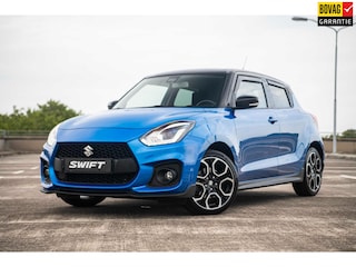 Suzuki Swift 1.4 Sport Smart Hybrid |Two Tone |Airco/Clima |Achteruitrijcamera |Adaptive Cruise Control |Stoelverwarming|Navigatie