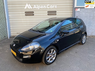 Fiat Punto Evo 0.9 TwinAir Lounge Eerste eigenaar / Cruise Controle / PDC / Airco / APK 04-2026