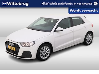 Audi A1 Sportback 25 TFSI / Digitale Cockpit / 16" LMV / Parkeersensoren Achter / Airco