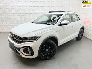 Volkswagen T-Roc 1.5 TSI 3x R Line PANO VIRTUAL CAM ACC IQ