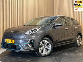 Kia Niro DynamicLine 64 kWh |FACELIFT|3-FASE|1/2 LEDER|ACC|CARPLAY|CAMERA|STOEL-,STUURVERWARMING|INCL. BTW|1e EIG.|NL-AUTO|NAP|