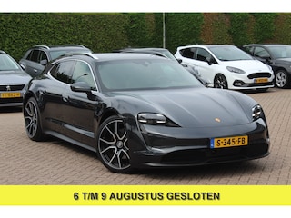 Porsche Taycan 79 kWh / Panoramadak / Camera / Adaptieve stoelen / Luchtvering / 21'' / Bose / Keyless / Sportchrono / Stoelverwarming / DAB / ACC