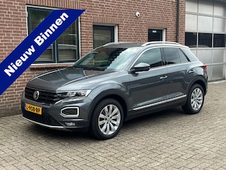 Volkswagen T-Roc 1.5 150pk TSI Sport Business. Adaptief Cruise, Virt Cock, Camera, Led Koplampen