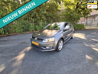 Volkswagen Polo 1.2 TSI Highline AUTOMAAT INST DEALER ONDER HOUDEN