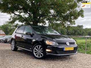 Volkswagen Golf 2.0 TDI Connected Series | Automaat + Half leder + Cruise + Clima nu € 11.975,-!!!