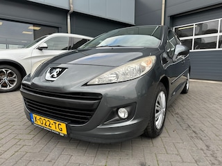 Peugeot 207 1.4 Acces Lite 5drs met airco, cruise control