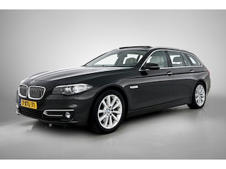 BMW 5-serie Touring 528i High Executive(NL-auto, Panoramadak, Camera, StoelV, Comfort stoelen, Navi Pro, PDC V+A, Etc)
