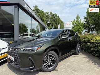Lexus NX 450h+ AWD Luxury Line/PLUG IN/TREKHAAK AFNB/LEDER/STUUR-EN STOELVERWARMING