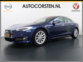 Tesla Model S 75D AWD Luchtvering AutoPilot Navi Panoramadak Camera Led Elektr.Stuur en Stoel+Geheugen+Spiegels+verwarmd Elektr.Achterklep Keyless 19"Lmv 4WD WiFi Rijstrookhulp Bordherkenning ACC ESP Dodehoek Detector Mistlampen NVIDIA®Tegra® Processor HomeLink 5 Origineel Nederlandse Tesla Nieuwprijs €87.150 Garantie op de accu/motor tot 29-03-2026/240.000km