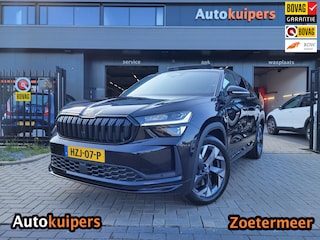 Skoda Kodiaq 1.5 TSI MHEV Sportline Business 7-persoons | NIEUW! | Met o.a. panoramadak, camera, digitaal dashboard en trekhaak!