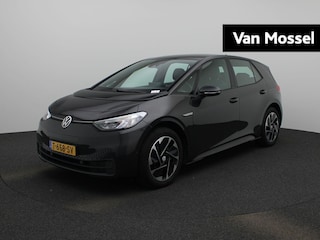 Volkswagen ID.3 Pure 45 kWh 150 PK | SoH 96% | Automaat | Camera | Navigatie | Parkeersensoren | Climate Control | Stuurverwarming| Apple Carplay | Android Auto | Keyless | Velours Interieur |