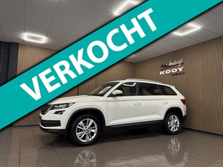 Skoda Kodiaq 1.5 TSI Ambition Business * Automaat / Carplay / Trekhaak / 18" LM Velgen / NL Auto *