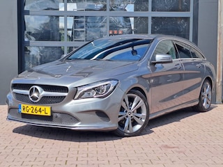Mercedes-Benz CLA Shooting Brake 180 Business Solution | LED | Trekhaak | All-seasons | Sportstoelen | PDC | Navi | Camera |