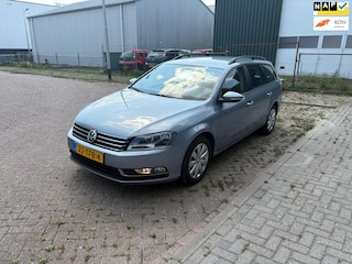Volkswagen Passat Variant 1.4 TSI Trendline BlueMotion Airco Pdc Voor En Achter Trekhaak Navi Cruise Nwe Automaatbak enDisbKetting